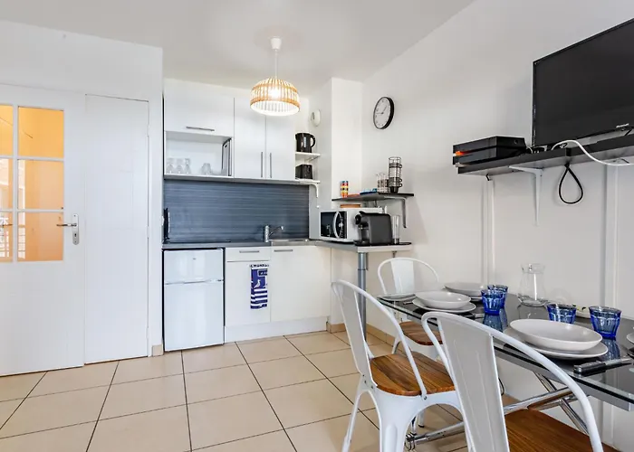 Blue Bay-4 By Interhome Appartement