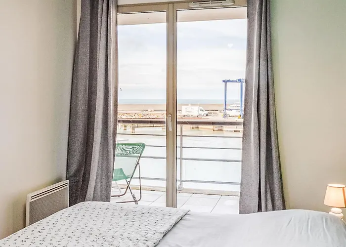 Appartement Blue Bay-4 By Interhome