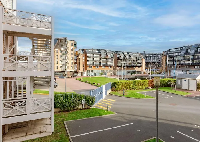 Blue Bay-4 By Interhome